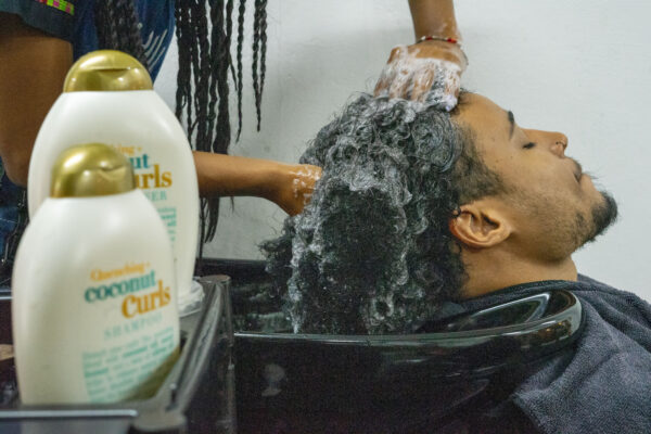 Champú y Acondicionador OGX Quenching + Coconut Curls - Imagen 2